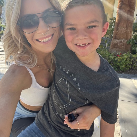 Meet your Posher, Sadey - Picture 8 of 13